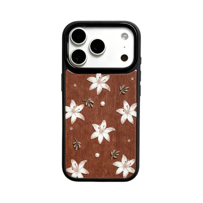 Walnut Bloom